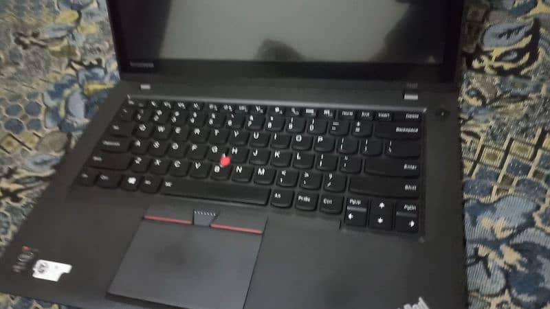 Lenovo T450 Thinkpad (Laptop) 3