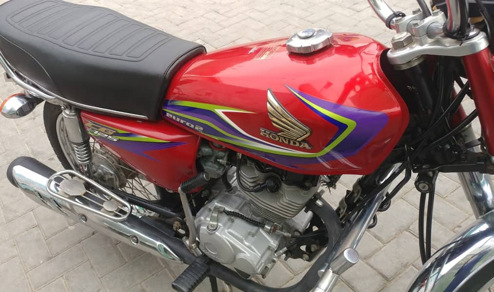 Honda CG125 (2017) For sale - Islamabad registered excelent condition 9