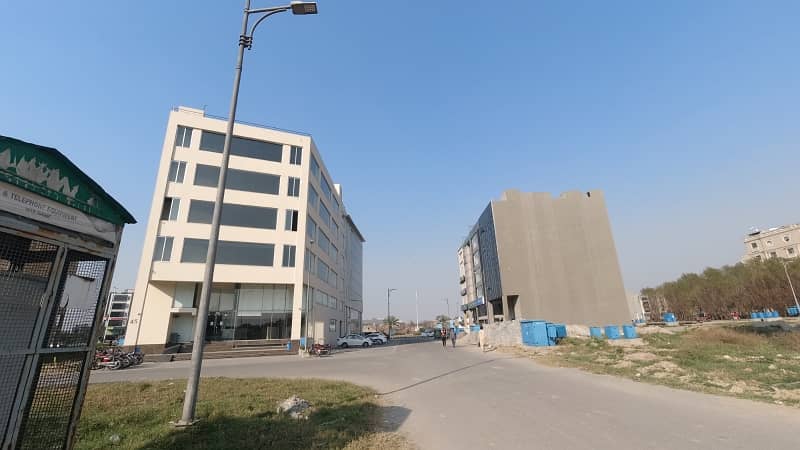 8 Marla Building Prime Location For Rent In Broadway Commercial DHA PHASE 8 Lahore 2
