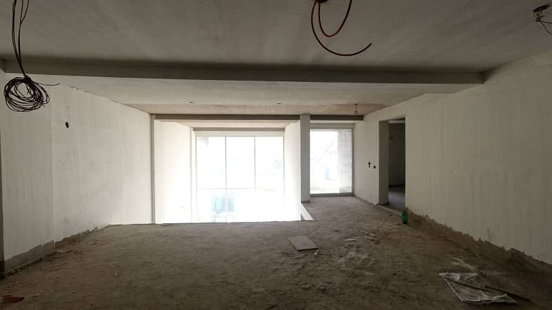 8 Marla Building Prime Location For Rent In Broadway Commercial DHA PHASE 8 Lahore 10