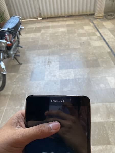 Samsung Galaxy Tab 4 3