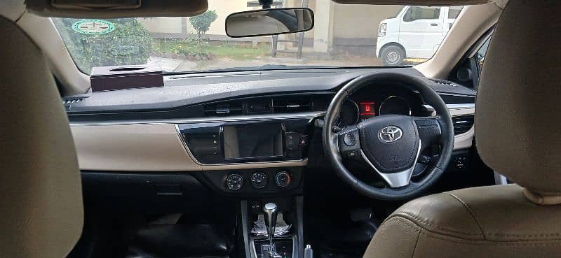 Toyota Corolla Grande 2016. Fully Painted 9