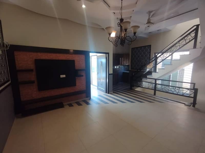 5.5 Marla House for sale in DHA Lahore 21