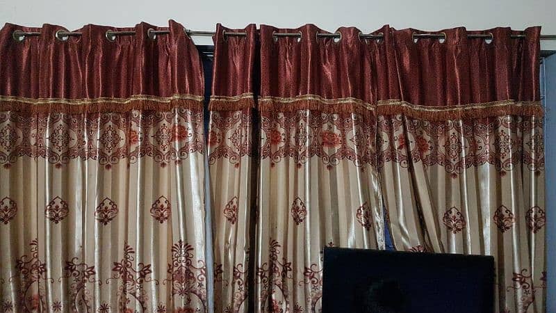 curtains 7 piece double copera  very good conditions and rate 1