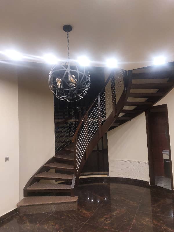 Used One Kanal House For Sale, Shaheen Block, Bharia Town Lahore 3