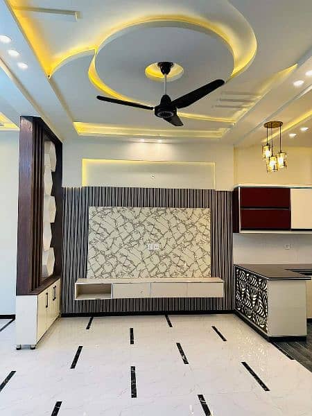 Wallpaper,pvc panel,wood&vinyl floor,kitchen,led rack,ceiling,blind 1