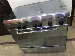 Cooking Oven with 3 Burners