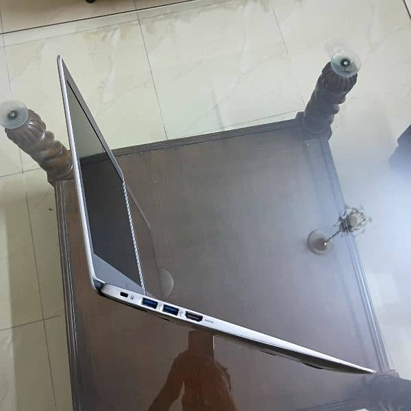 Razor thin Acer Metallic Laptop 5
