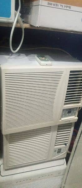 WINSOW INVERTER AC JAPANESE IMPORTED AC MOBILE  PORTABLE WINDOW INVERT 8