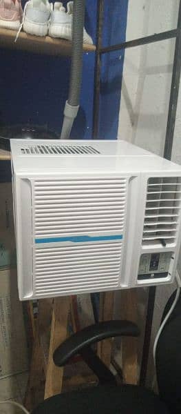 WINSOW INVERTER AC JAPANESE IMPORTED AC MOBILE  PORTABLE WINDOW INVERT 16