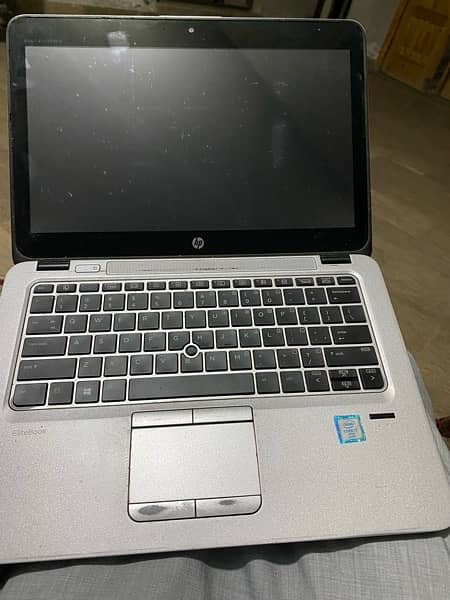 HP Laptop i7, 7th G 1