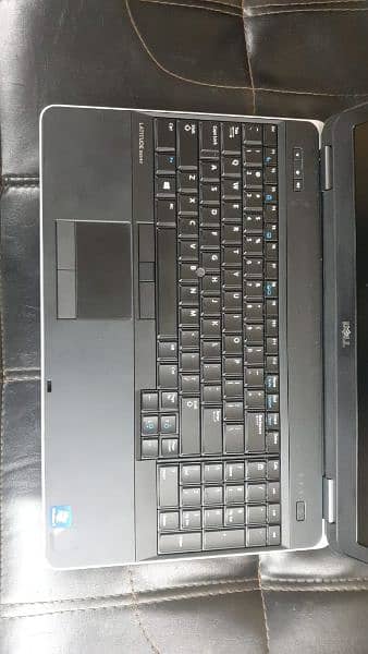 Dell Low Budget Gamming Laptop 3