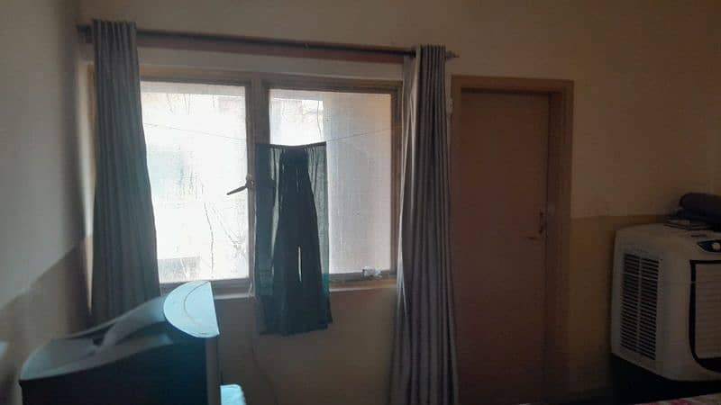 flat for rent D type G-11 G-11/4 FGEHF (housing Foundation) 4