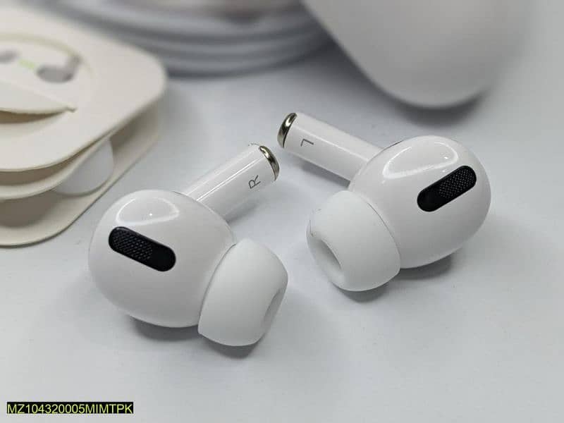 Air pod pro 1  All Pakistan delivery available And Box pack 2