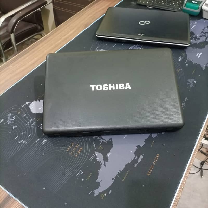 Toshiba Satellite Pro C660-2JU 15.6" Core i3 2nd  6GB RAM 320GB HDD 5