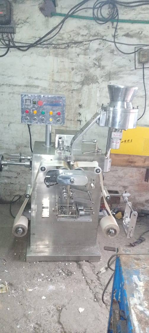 Machine for Surf,Slanti ,dryer and fryer Juice,Automatic Packing 5
