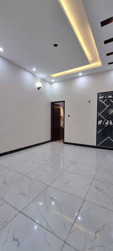 LUXURY PORTION AVAILABLE FOR SALE AT PRIME LOCATION OF NORTH NAZIMABAD 5