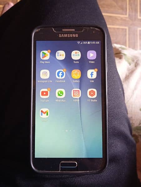 Samsung galaxy S5 neo 2/16 only mobile all ok condition no fault 1