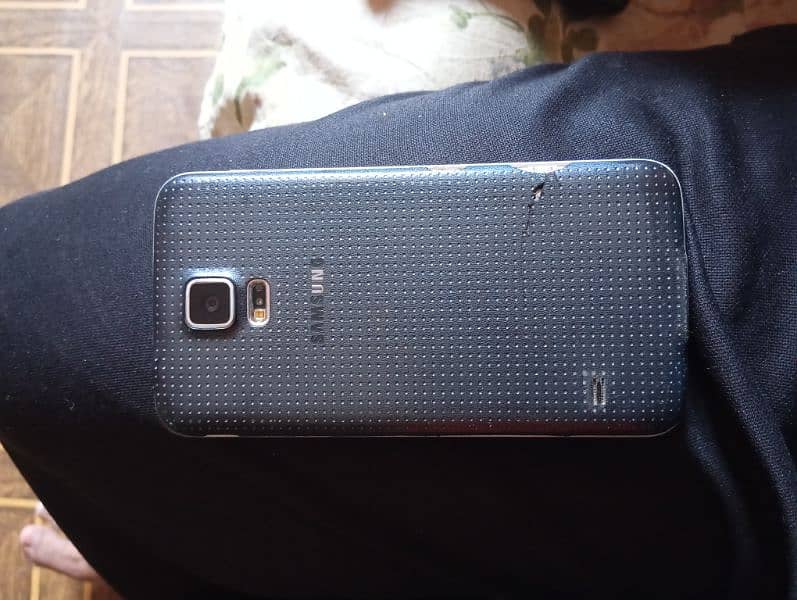 Samsung galaxy S5 neo 2/16 only mobile all ok condition no fault 3