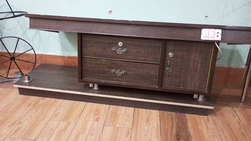 a unique and antique style table with drawers with big mirror, 5
