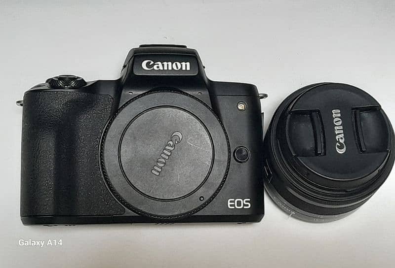 Canon M50 0
