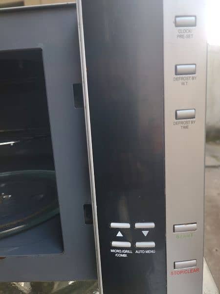 HOMAGE 34 L MICROWAVE OVEN WITH GRILL FUNCTION AWESOME CONDITION 7