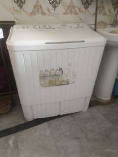 Haier 7.5 kg washing machine Almost new