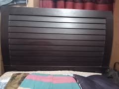 Single bed with metress for sale urgently