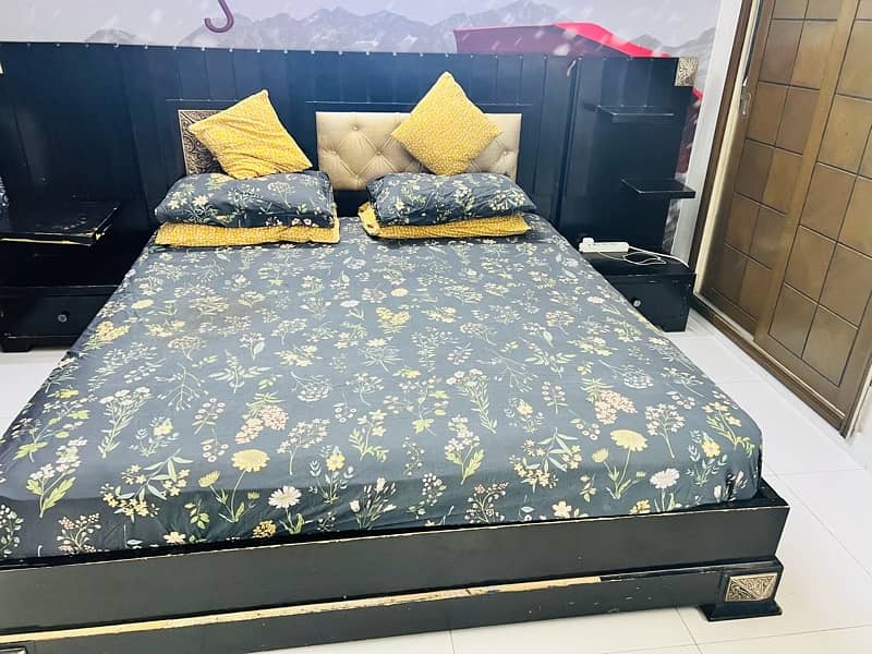 king size bed, moltifoam mattress,dressing table,Almari 7