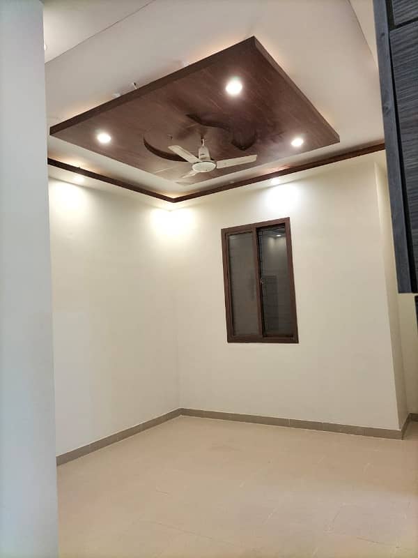 ZEENAT SQUARE, 2 Bed DD Lounge, West Corner, Ground 74 lac, 3rd Floor 78 Lac,Ready To Move. 8