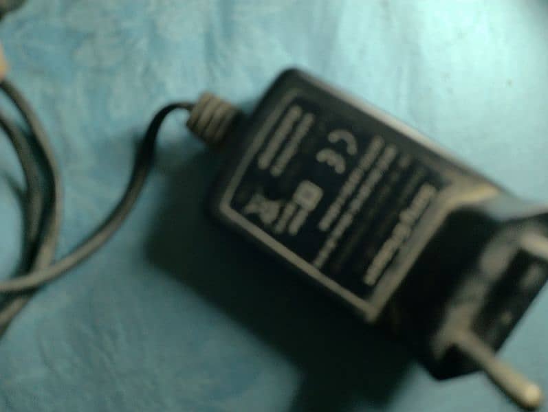 Sony Ericsson old mobile charger 1