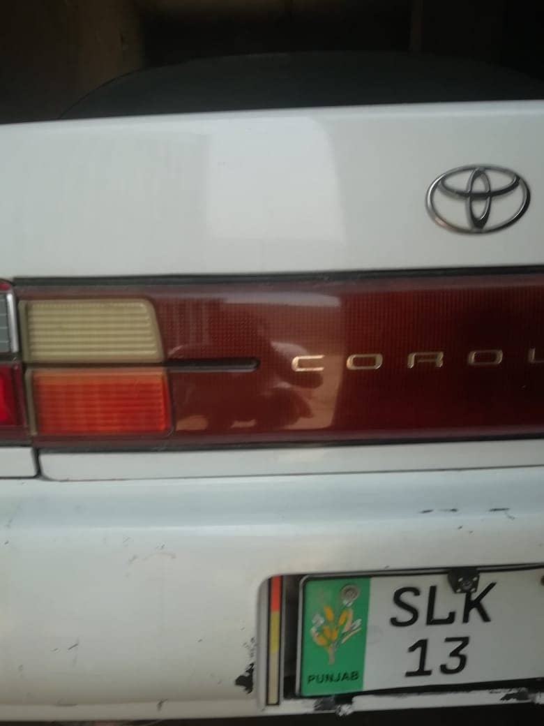 Corolla Indus 2000 model 12