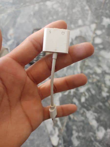 iPhone Connector handsfree + Charging 0