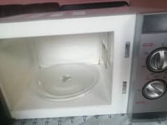 MicrowaveOven for sell Delta series 10 by 10 Condition Urgent for sell