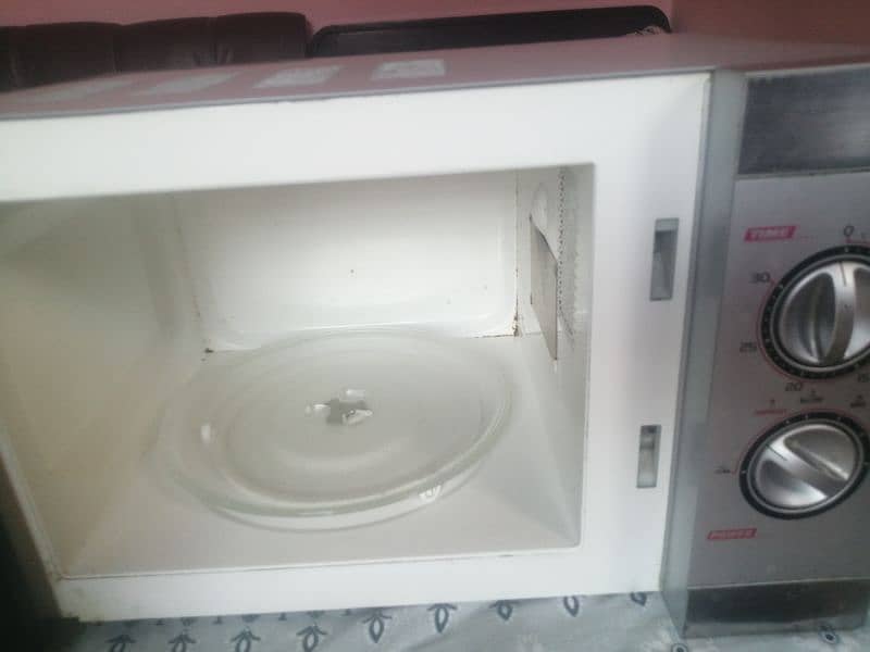 MicrowaveOven for sell Delta series 10 by 10 Condition Urgent for sell 0