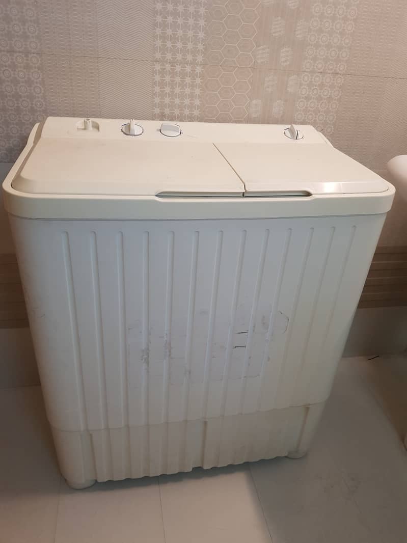 Haier washing Machine with dryer/spinner 8