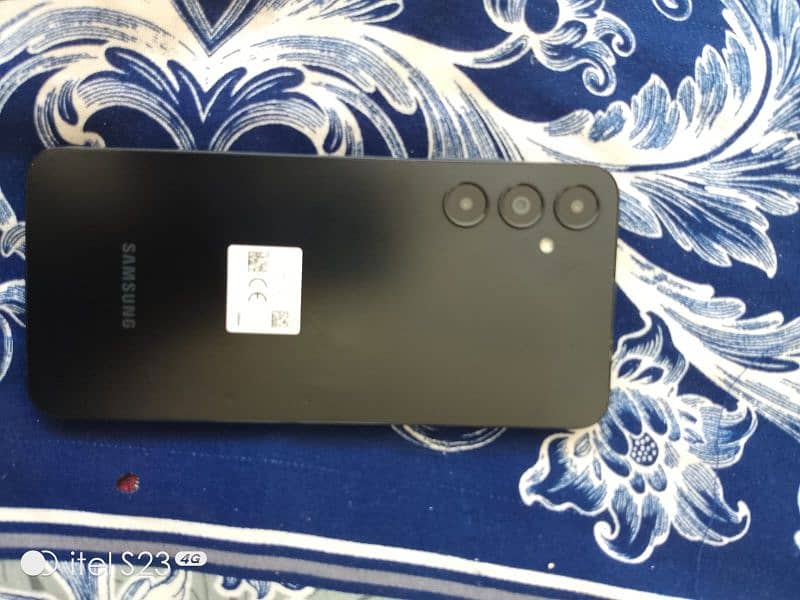sumsung  galaxy A05s for sale 4