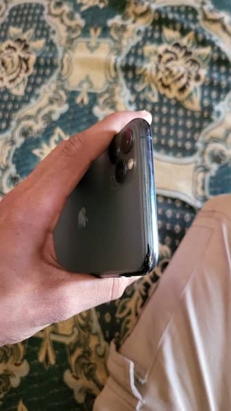 iphone 11 pro max 64 gb 10/9 all everything good green coulor only kit 1