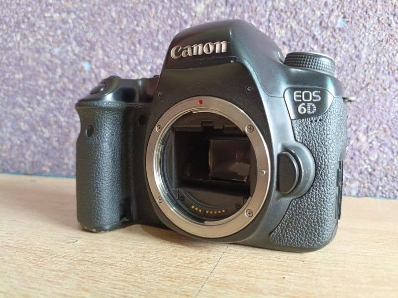 canon 6d with 24-105 5