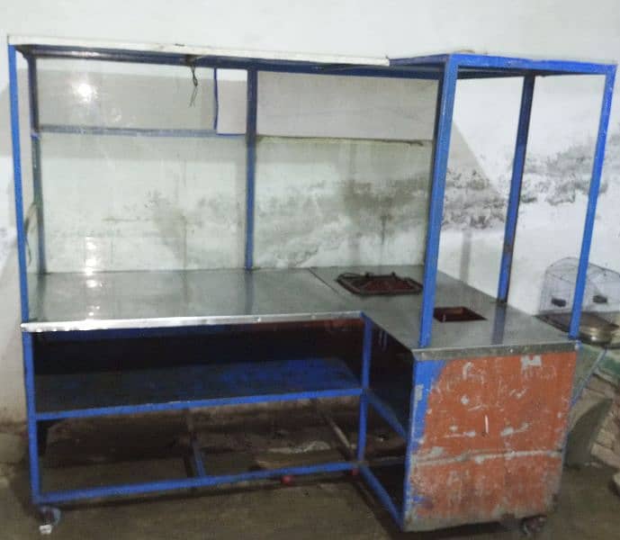 Fast Food counter in good condition 1
