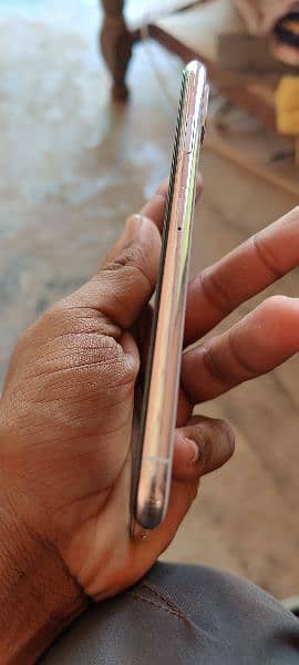 I phone xs max 10 by 9 condition trutone face id active Num03157537576 5