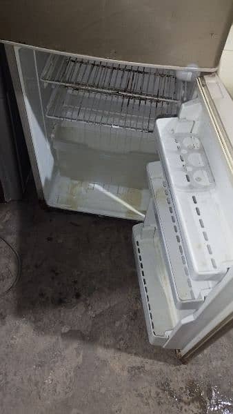 haier Refrigrator 2