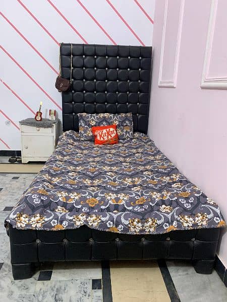 Single Poshish Beds for sale 0