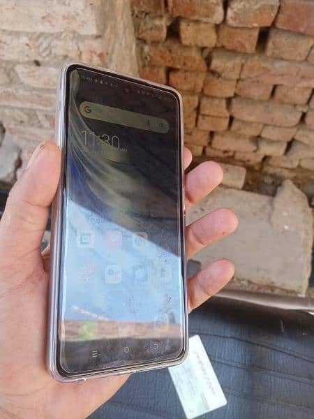 Tecno spark 20 8/256 4