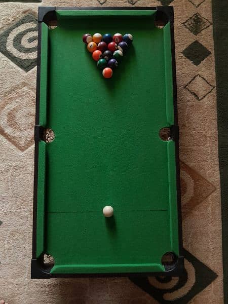 Small Billiard Snooker table with all accessories almost unused 2