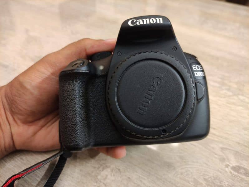 Canon 1200D + Canon 50mm lense + Yongnuo speedlite yn580 III 10