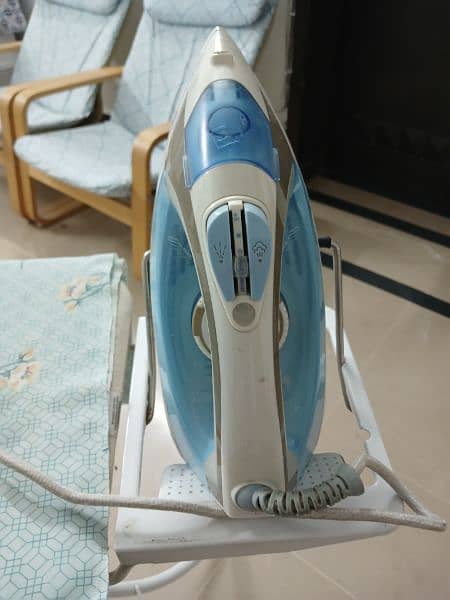 Philips steam iron imported almost new 0