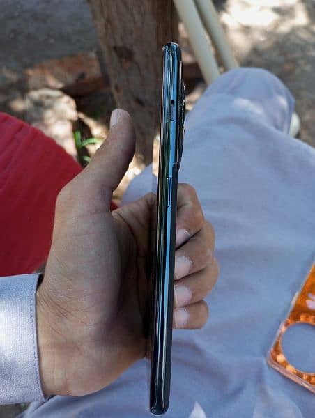 OnePlus 11 5G ram 12 256gb dual sim non PTA 3