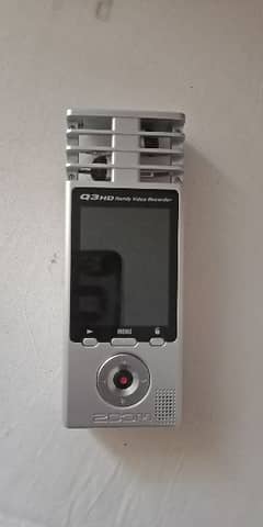 zoom Q3HD handycam voice recorder.