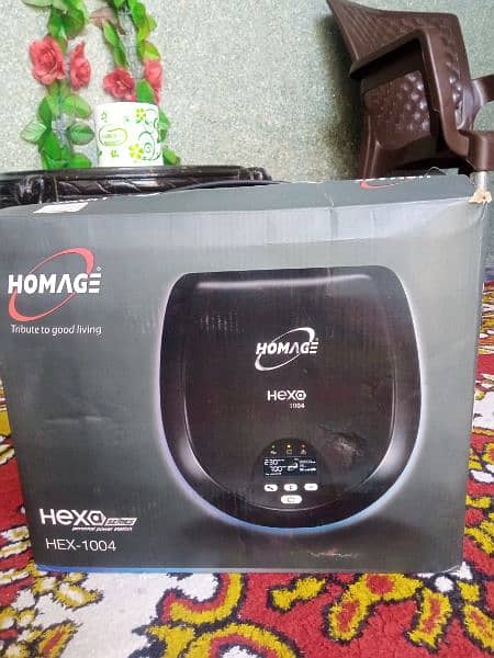 homage ups HEX-1004  700 Watt inverter With charger  03148006094 6